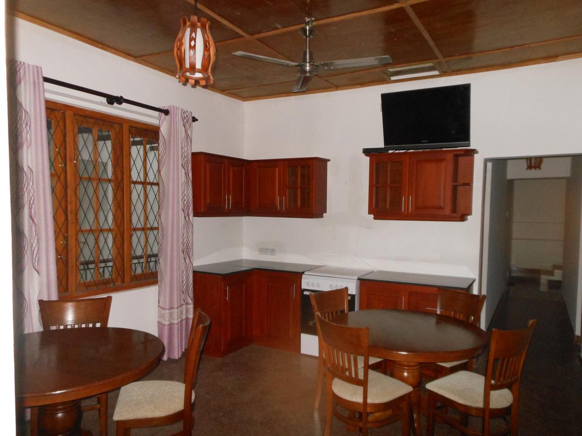 Lavender Hills Home Stay Канди Экстерьер фото